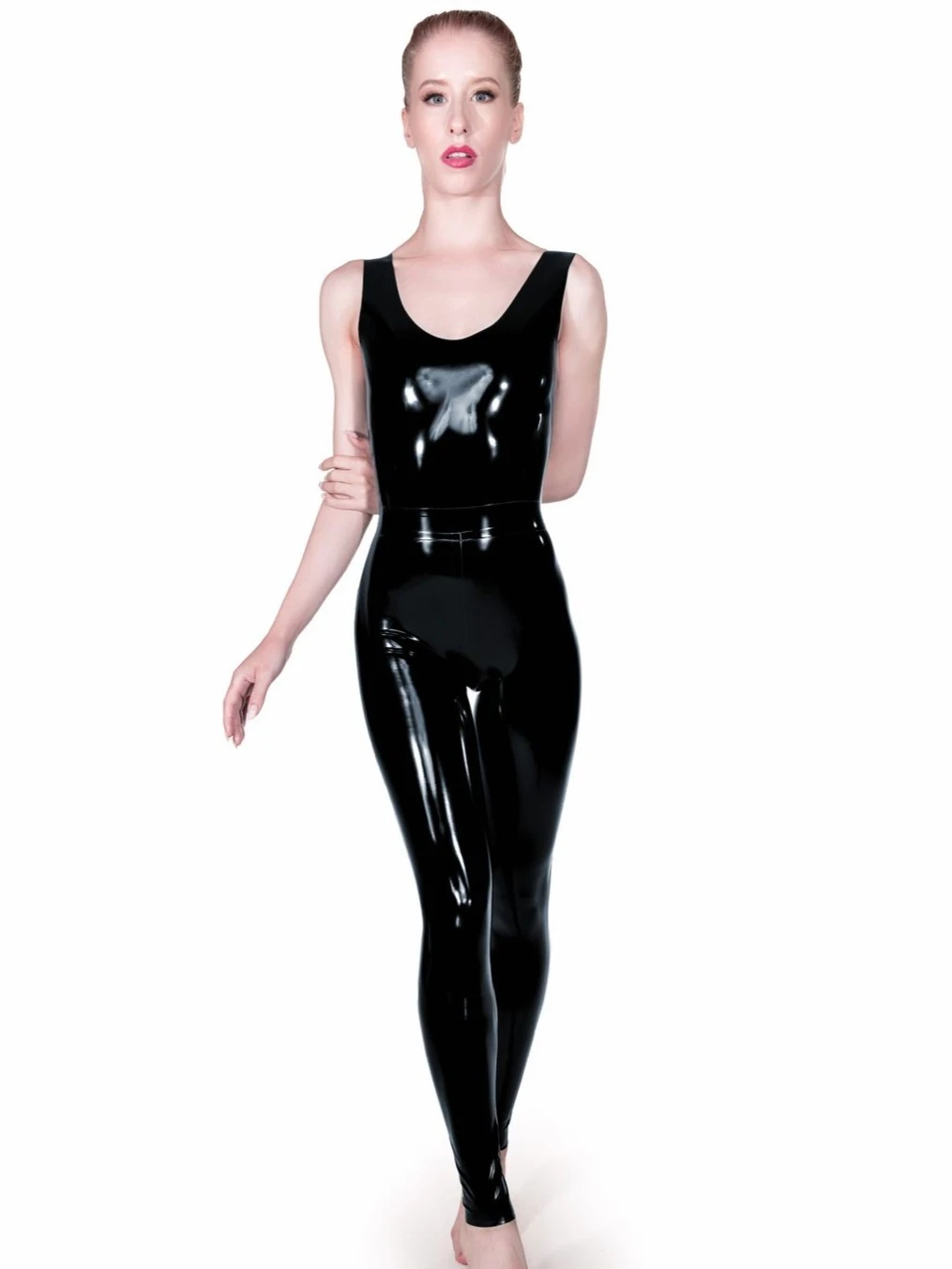 latex-catsuit-with-straps-and-backless-hj432-1.webp